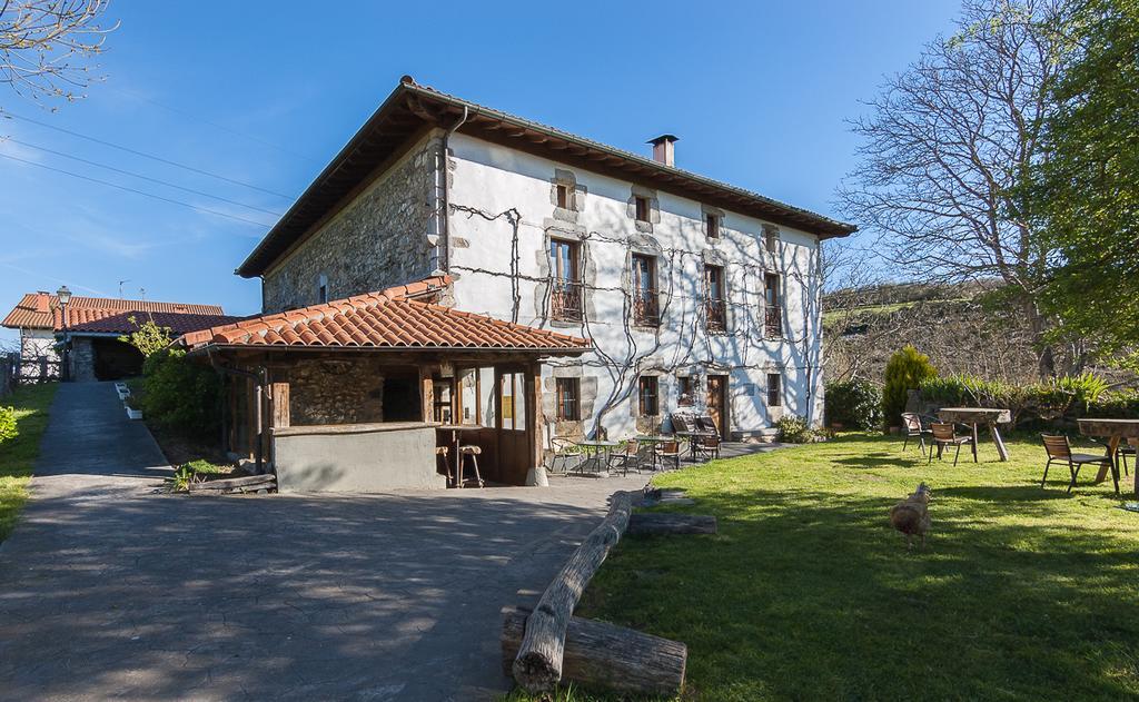Casa rural Restaurante Aranburu Zestoa Bagian luar foto